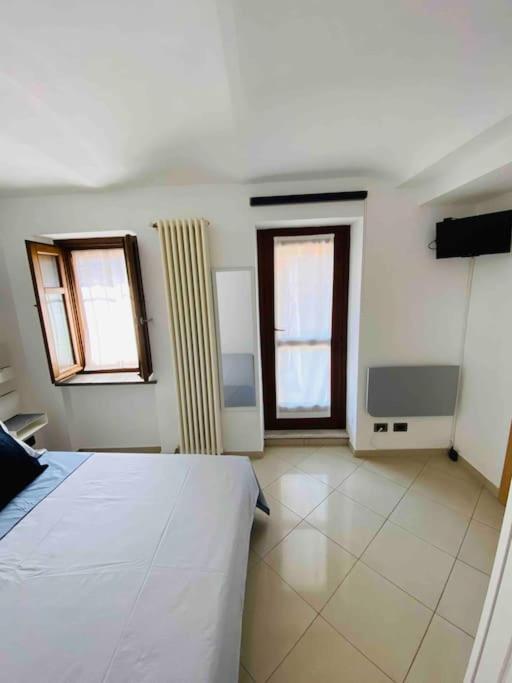 Casa Macrino Apartment Alba Екстериор снимка